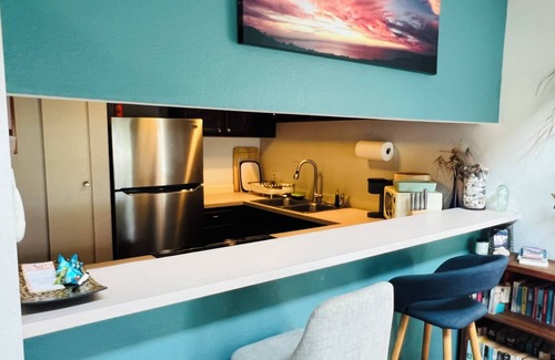 Historic Kailua Village Condo | In Town Ocean View Condo-Walk to the Beach, Shops, Restaurants and Bars!