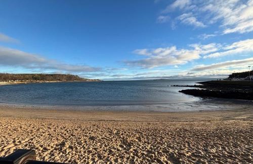 Burntisland House | Inchview Beachfront Oasis
