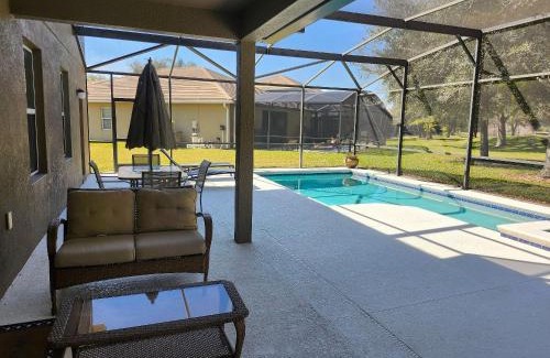 Calabria House | Incrível casa 5BD/5BA com piscina perto da Disney