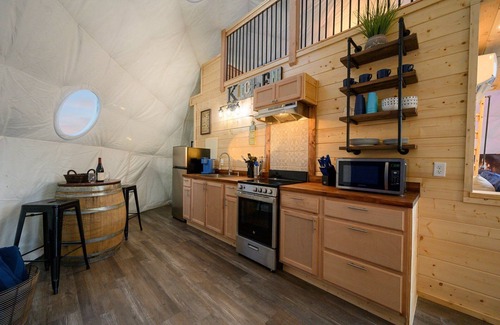 Broken Bow Cabin | Incredi-Dome - Family Dome Experience - Broken Bow
