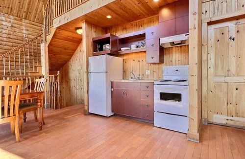 Saint-Paul-de-Montminy Ski Chalet | Incredible view and Spa - Domaine Appalaches 20