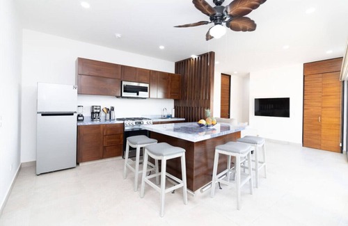 Libertad Apartment | Incredible 2BR Bayview 5 Min Downtown Cabo