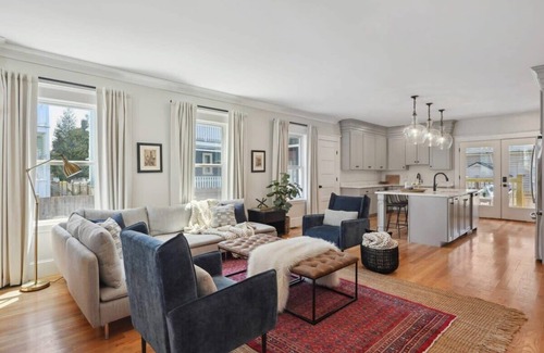 Dorchester House | Incredible Boston Home | Near T