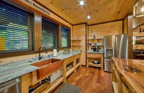 Gatlinburg - Pigeon Forge Cabin | Incredible Cabin with Private Indoor Pool, Theater, Views and Outdoor Living