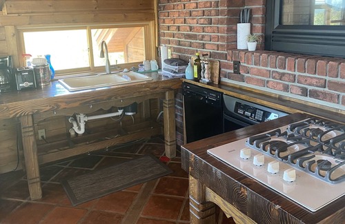 Florissant Cabin | Incredible Cozy Cabin on 40 acres of remote forest w Private Hot Tub