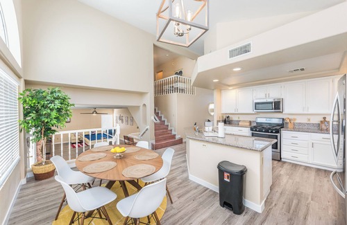 Green Valley North House | Incredible Home can accommodate 12 guests!