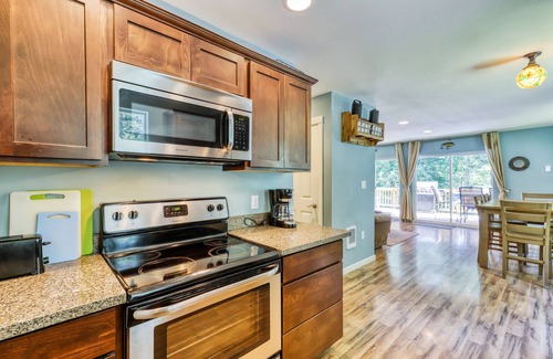 Anderson Island House | Incredible home with a game room, full kitchen, gas grill, & wood stove