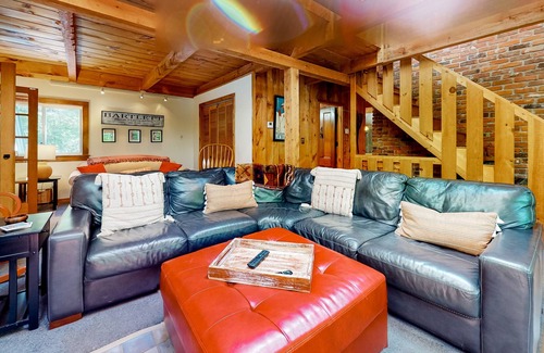 Alpine Village House | Incredible home with firepit, board games, gas grill, deck, & full kitchen