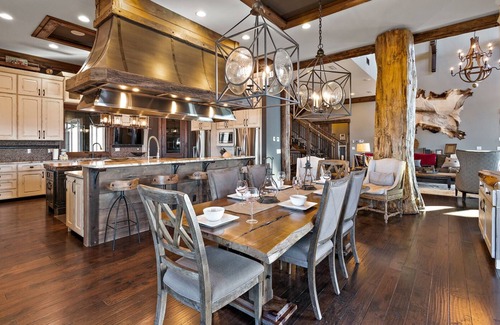 Frank House | Incredible Mountain Home with Breathtaking Views