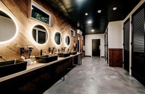 North Woodstock Other | Incredible Safari Tent with Sauna in North Woodstock, New Hampshire