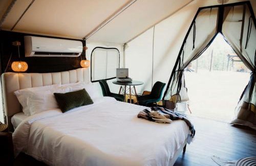 Cadiz Other | Incredible Safari Tent with Hot-tub, Fire Pit and Sauna in Cadiz, Kentucky