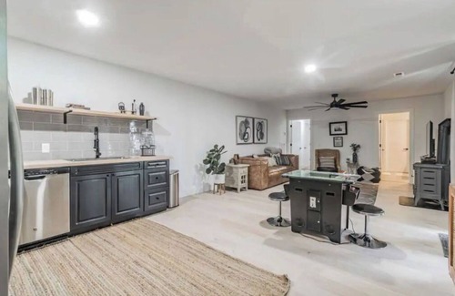 Lost Bridge Village House | Incredible view of Beaver Lake from the private hot tub