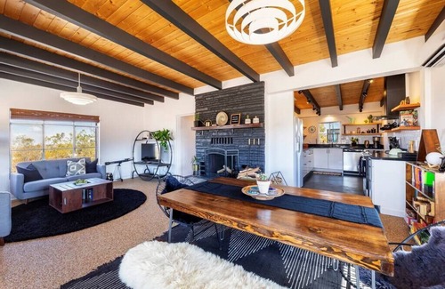 Yucca Valley House | Incredible Views, Hot Tub, Cowboy Pool, Fire Pit · Starship Landing: Luna