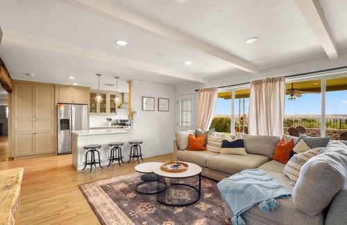 El Paso House | Incredible Views on the Westside close to I-10