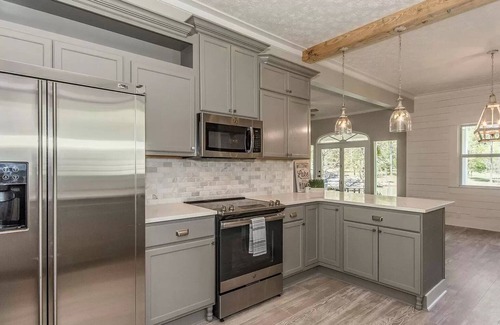 Dadeville House | Incredible water front house on Lake Martin! Flat 2 acre lot. Near Auburn!