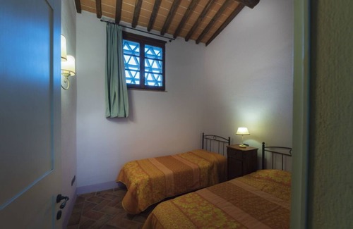 Simignano Other | Independent apartment in the heart of Tuscany (pantera)