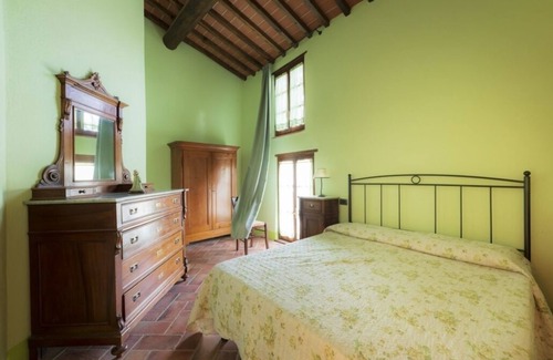 Simignano Other | Independent apartment in the heart of Tuscany (pantera)