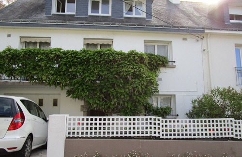 Larmor-Plage Apartment | INDEPENDENT FLAT TYPE 2 IN HOUSE IN SEASIDE