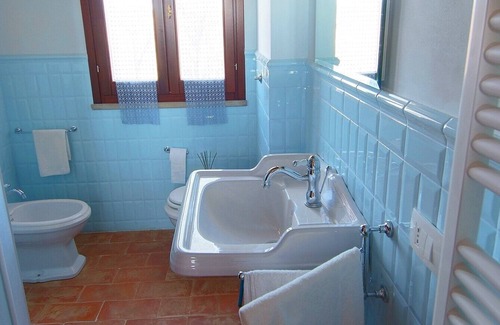 Stacciola House | Independent house with SPA pool in the heart of the Marche region, a step away from the sea