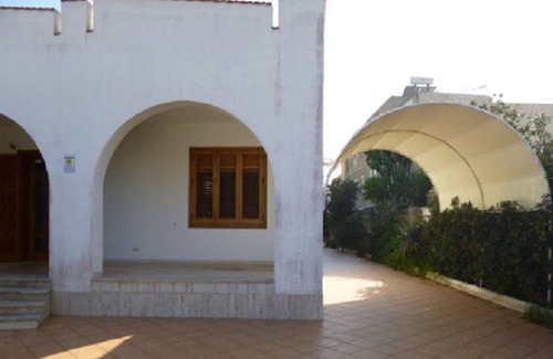 Marinella di Selinunte Villa | Independent villa with large garden