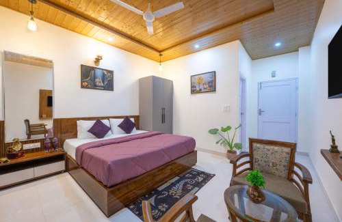 Kasauli Bed & Breakfast | INDER PALACE Near Mall Road by star view Kasauli