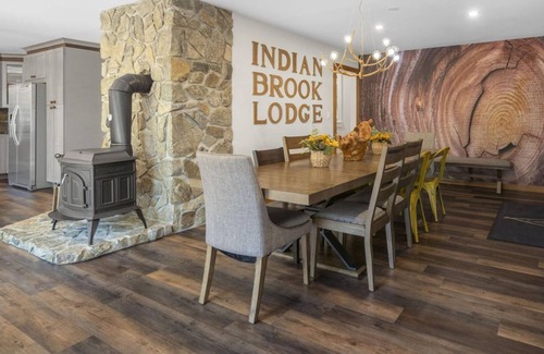 Bolton Landing House | Indian Brook Lodge|Lake Views & Access|Hot Tub|11 Beds|Pet Friendly|