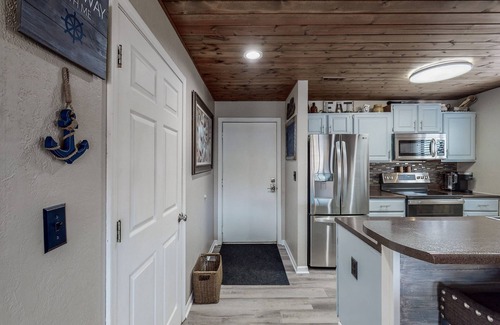 Osage Beach Condo | Indian Pointe 121 - Lakeview condo in Osage Beach