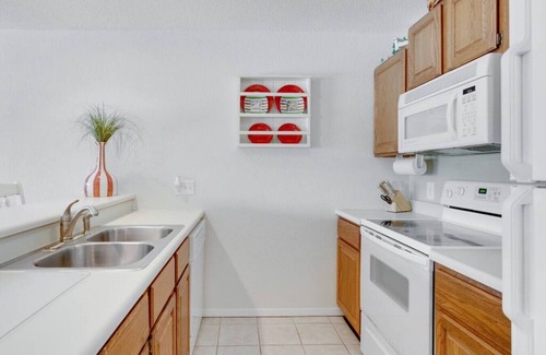 Osage Beach Condo | Indian Pointe | Couples Getaway | Sleeps 4