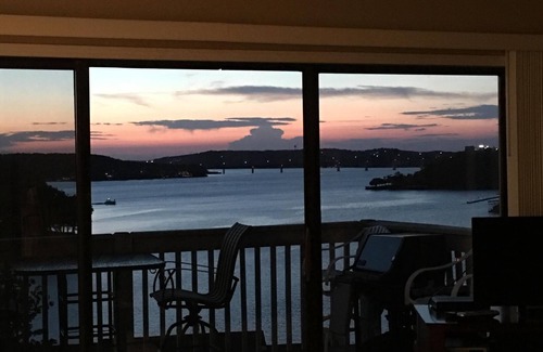 Osage Beach Condo | Indian Pointe Lake Condo! Pets are welcome!