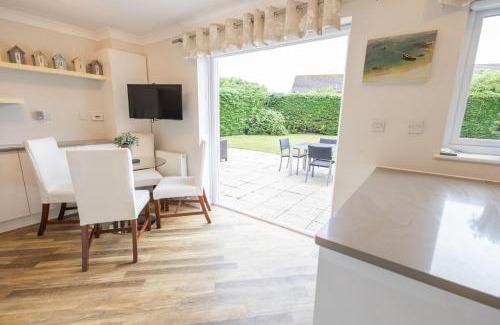 Friars Cliff House | Indigo