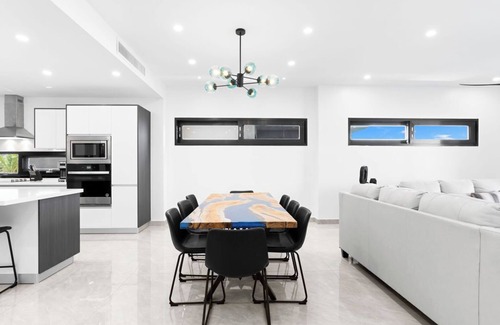 Indigo Bay Villa | Indigo Oceanfront Condo Middle Floor - Unit 2, Indigo Oceanview Terrace 2