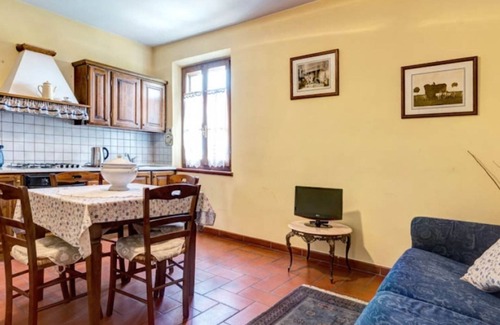 Fratticciola Villa | Indipendent Residence for 24 guests composed of 7 apartaments. Pool