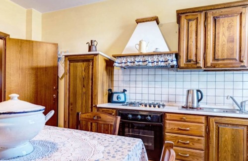 Fratticciola Villa | Indipendent Residence for 24 guests composed of 7 apartaments. Pool