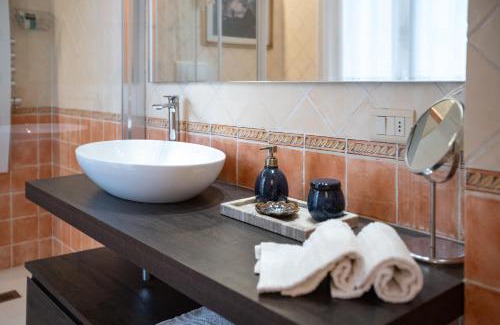 Isolotto Apartment | Indipendent Studio Apartment with Terrace - Parking