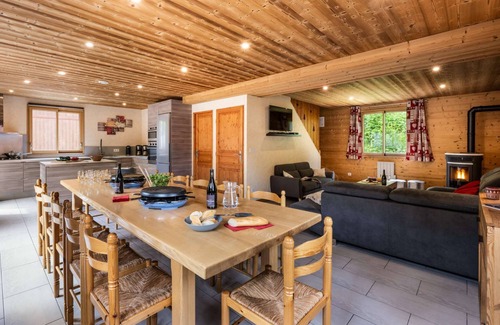 Le Bettaix Ski Chalet | Individual Chalet Snow Pearl in the 3 Valleys
