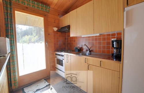 Monteiller Ski Chalet | Individual chalet on 2 floors with :GROUND FLOOR: 1 bathroom/WC, 2 bedrooms with 2 single beds and 1
