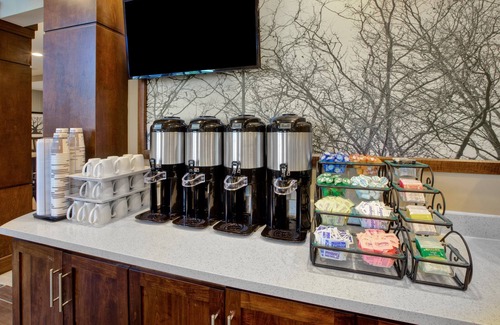 Benton Harbor Apartment | Indoor Pool & Gym. Free Breakfast Buffet Included!