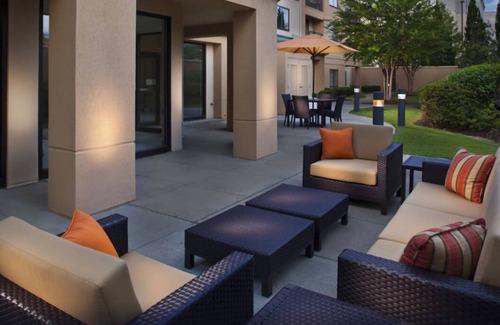 Crestline Heights House | Indulge in Home-Like Comfort! 4 Modern Units, Pet-Friendly, Free Parking!