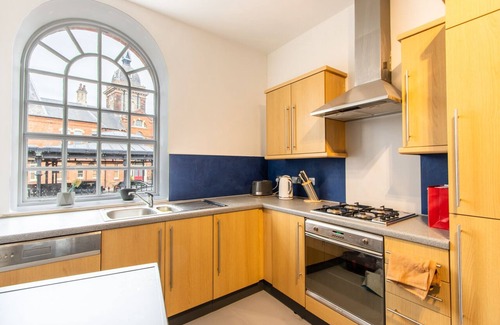 Newark Apartment | Industrial 2 bed apartment in central Newark