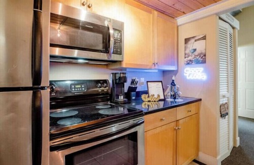 North Chesterfield Apartment | Industrial Chic Loft in the Heart of Downtown Richmond!