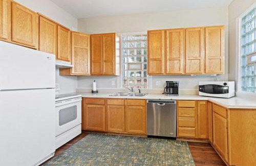 Babe Denny House | Indy Stadium Villa 707