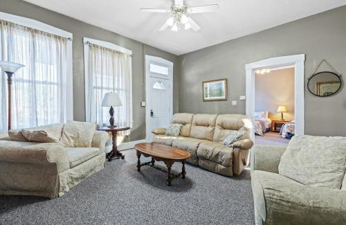 Babe Denny House | Indy Stadium Villa 710