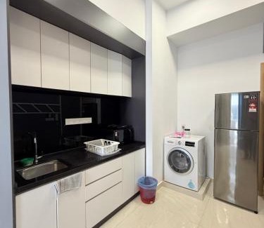 Kuala Lumpur City Centre Apartment | Infinitum Sky Pool Suites At KL
