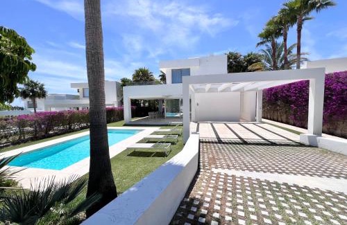 Marbella Villa | Infinity Blue Villa