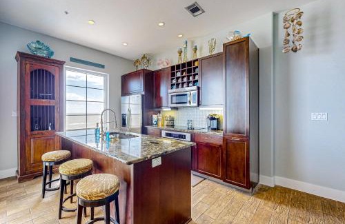 Galveston Apartment | Infinity Sea of Serenity