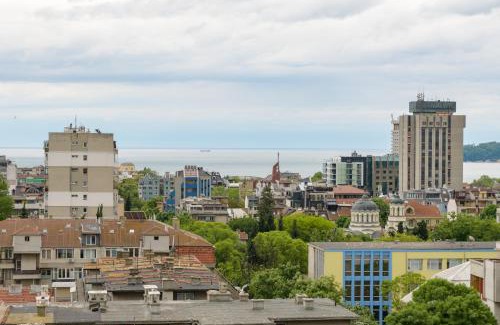 Varna City Centre Apartment | Infinity view