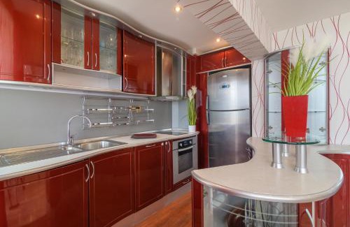 Varna City Centre Apartment | Infinity view