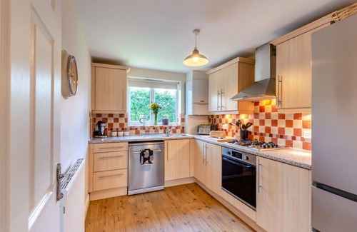 Ingleton House | Ingledale - Two Bedroom House, Sleeps 4