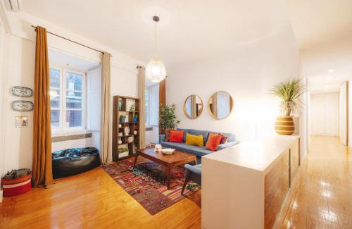 Santa Catarina Apartment | Inglesinhos Convento 2 - Cheerful Apartment