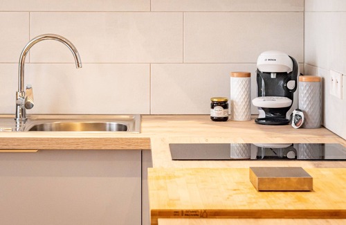 Montauban Apartment | INGRES Large, very quiet studio in the heart of town.